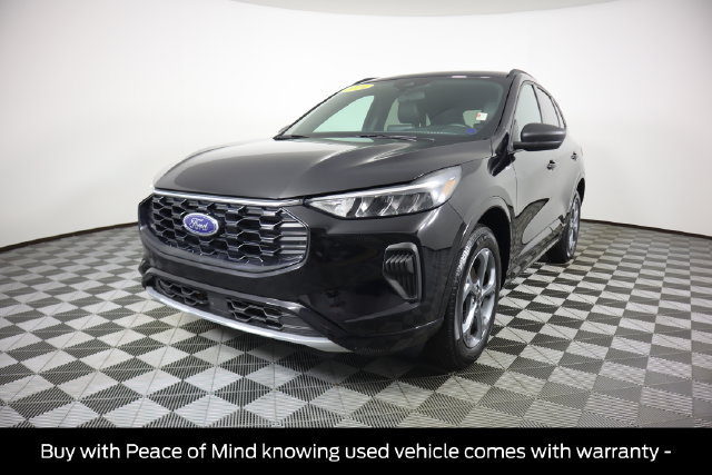 Certified 2024 Ford Escape ST-Line AWD/4WD image 10