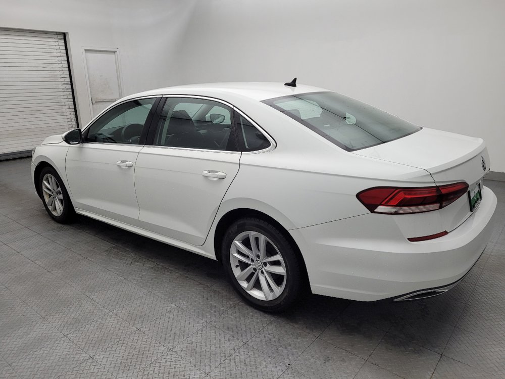 Used 2020 Volkswagen Passat 2.0T SE FWD image 3