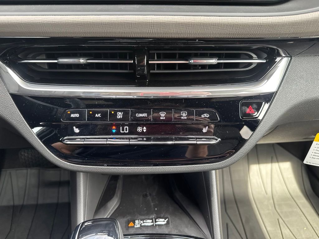 New 2026 Buick Envista Sport Touring FWD image 30
