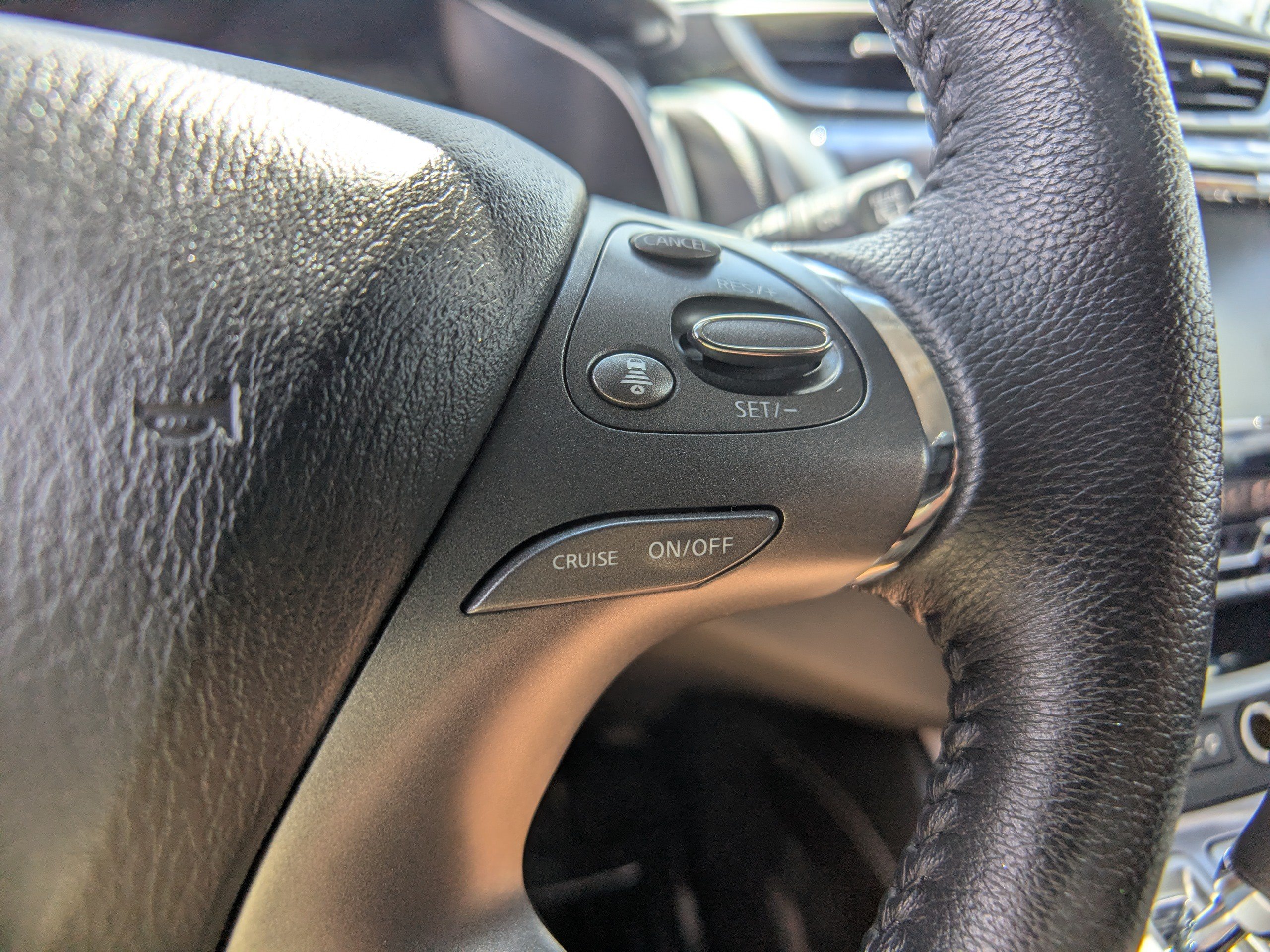 Used 2024 Nissan Murano SV AWD/4WD image 25