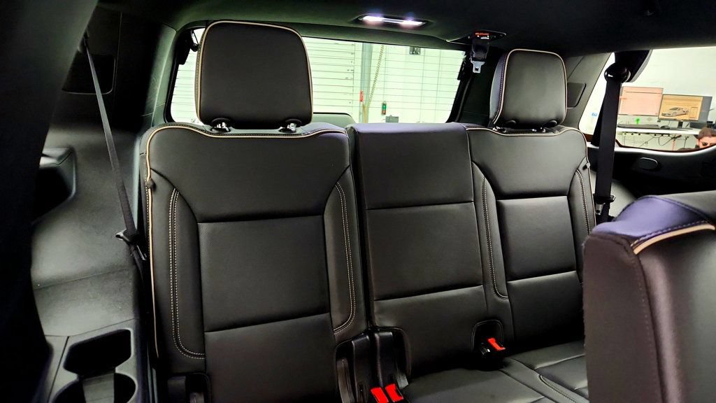 Used 2021 GMC Yukon SLT RWD image 23