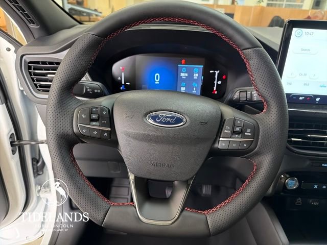 New 2026 Ford Escape ST-Line w/ Tech Pack #1 FWD image 17
