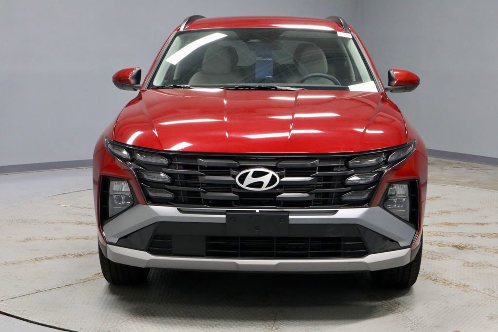 Certified 2025 Hyundai Tucson SEL AWD/4WD image 6