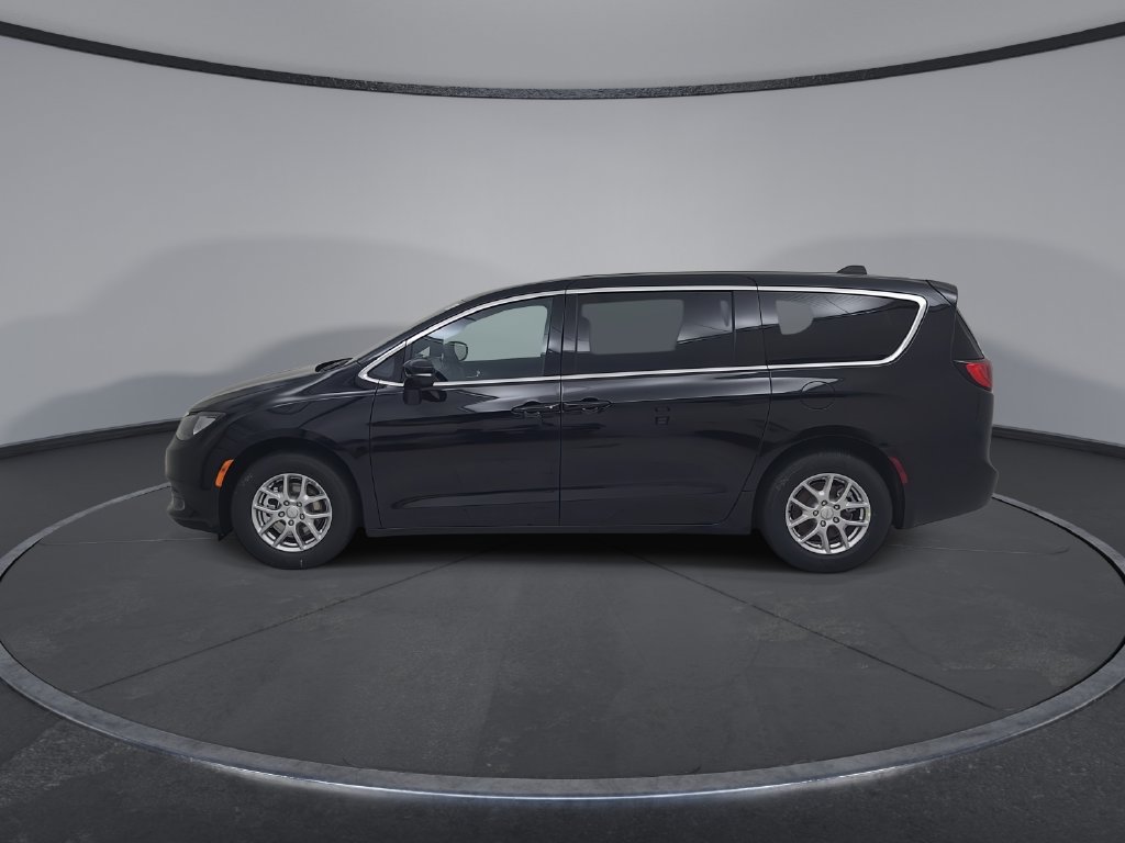 New 2027 Chrysler Pacifica LX FWD image 9