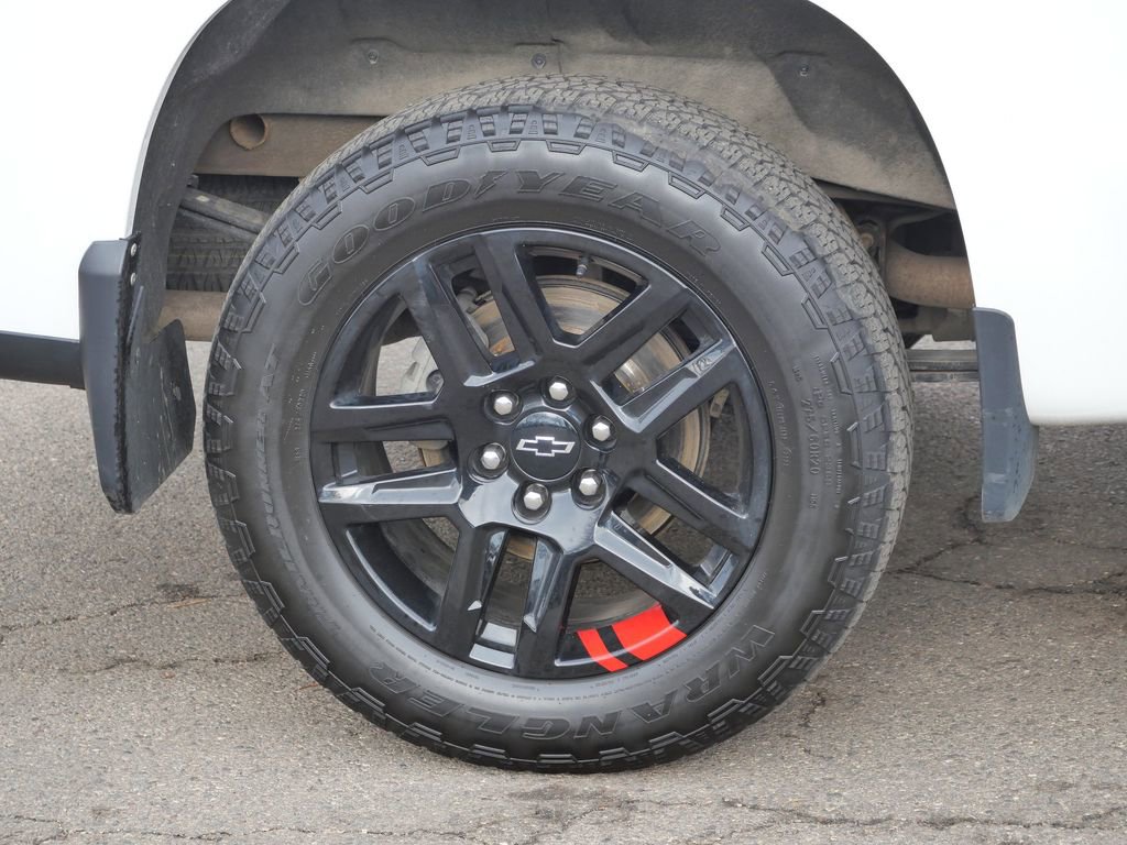 Used 2023 Chevrolet Silverado 1500 RST w/ Redline Edition image 12