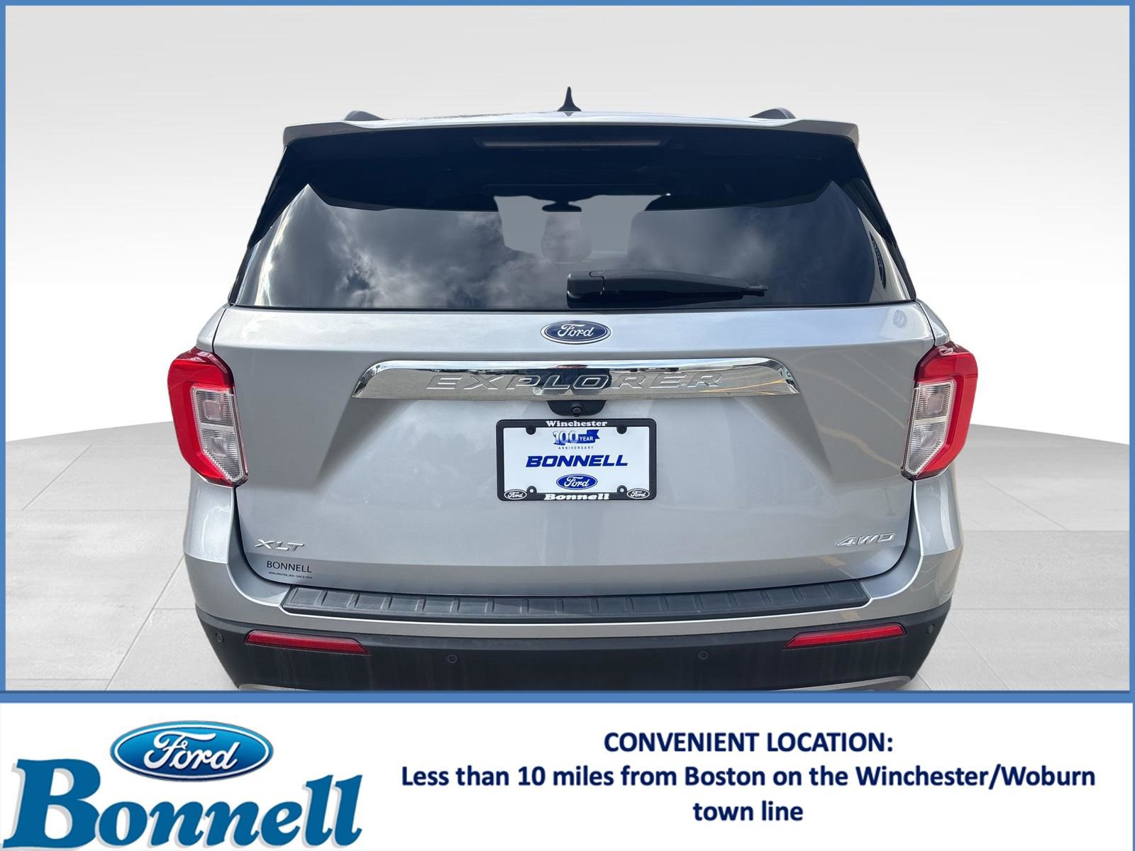 Certified 2022 Ford Explorer XLT w/ Equipment Group 202A image 4