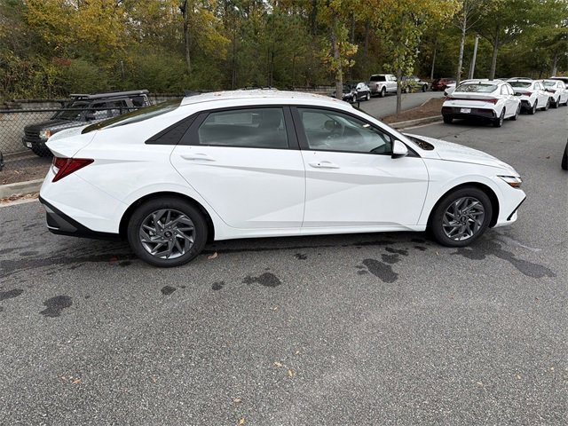 New 2026 Hyundai Elantra Blue image 8