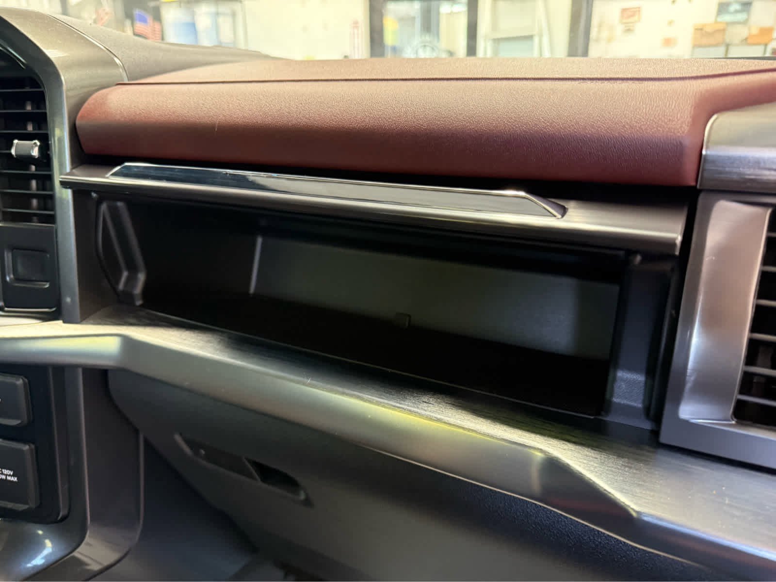 Used 2023 Ford F150 Lariat w/ Equipment Group 502A High image 37