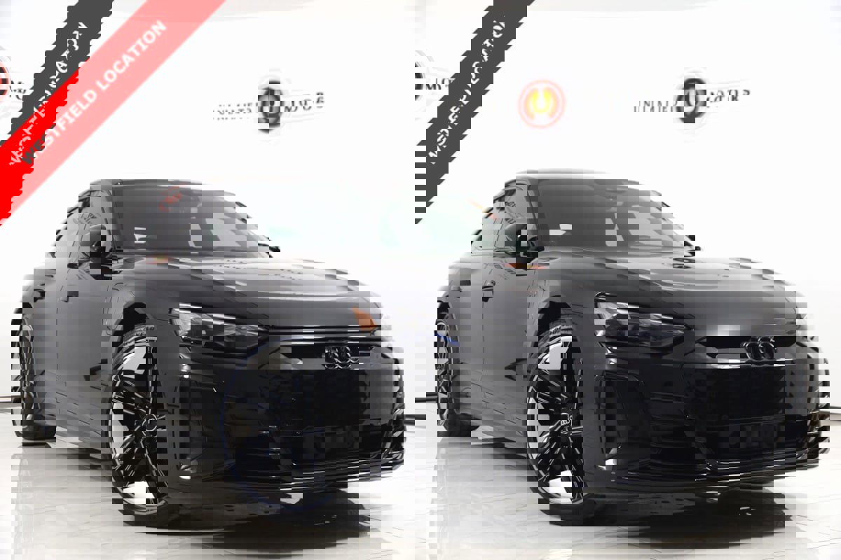 Used 2024 Audi RS e-tron GT w/ Carbon Performance Package video 1