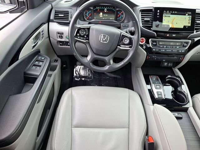 Used 2020 Honda Pilot Touring image 11