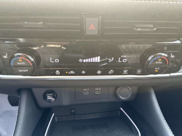 New 2026 Nissan Rogue Platinum AWD/4WD image 26