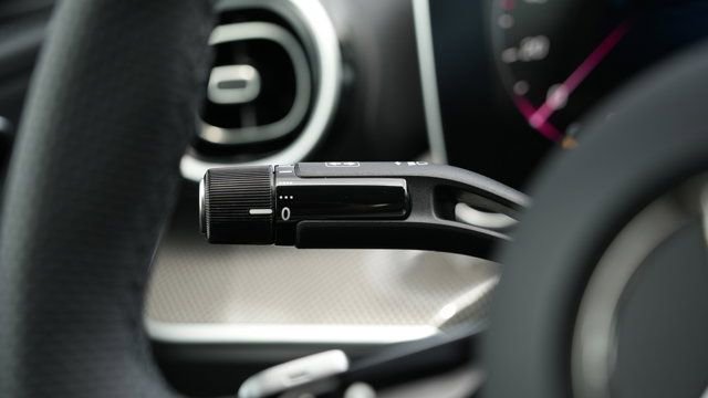 Certified 2025 Mercedes-Benz C 300 4MATIC Sedan image 32