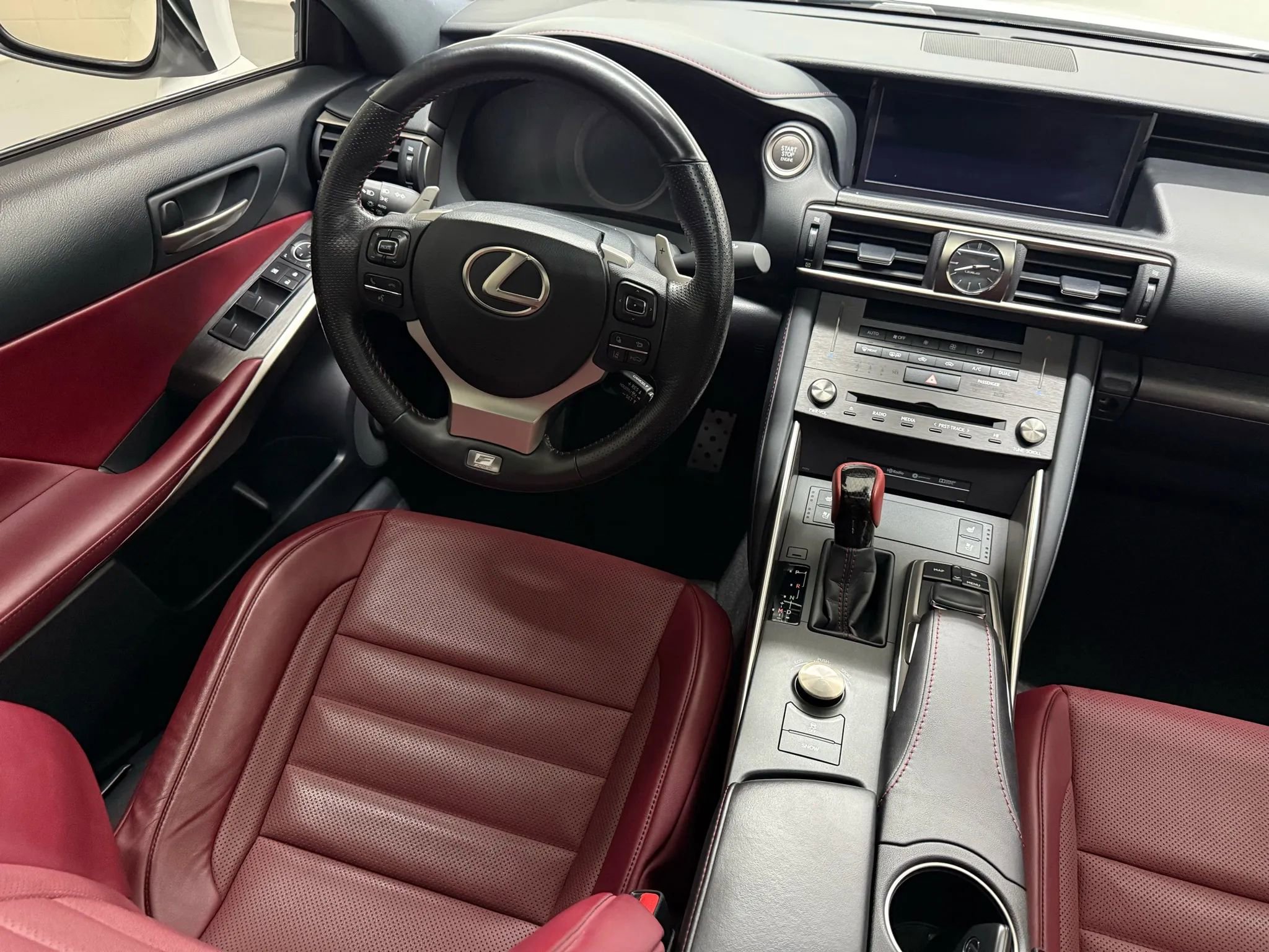 Used 2019 Lexus IS 300 F Sport w/ F Sport Package image 33