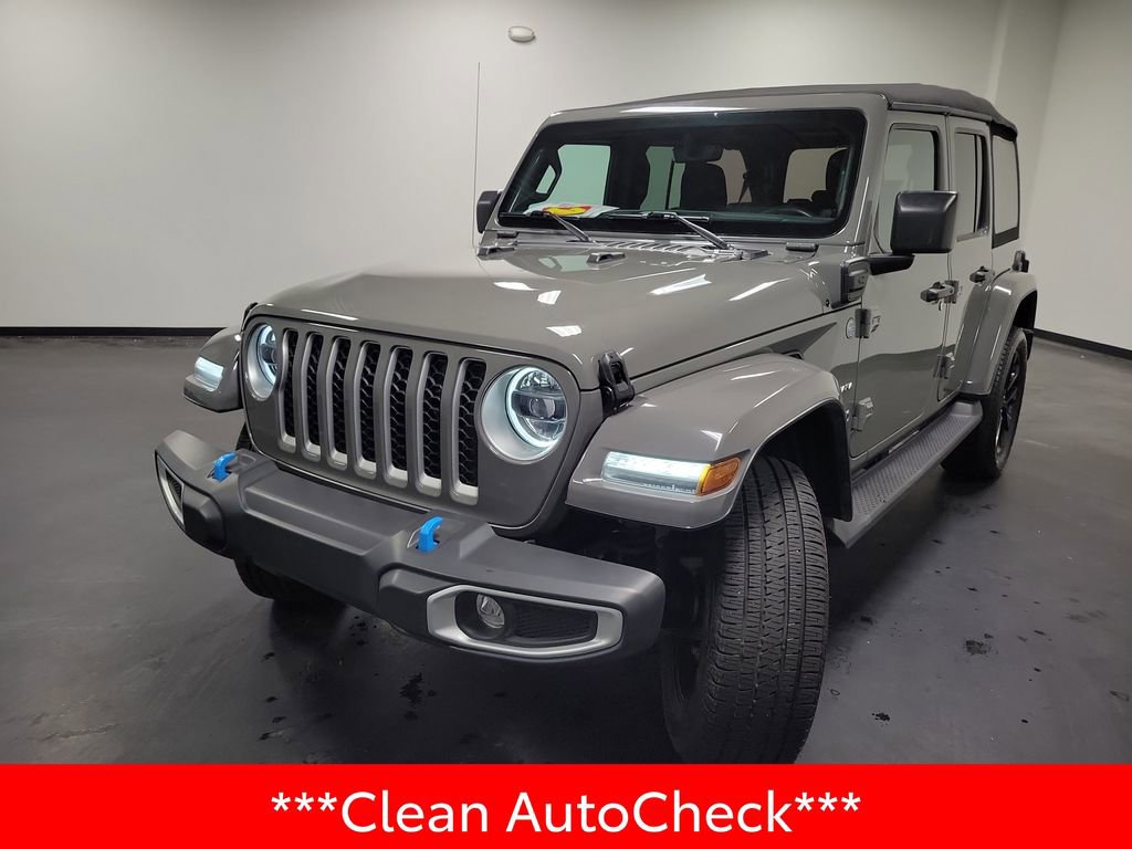 Used 2023 Jeep Wrangler Unlimited Sahara w/ Cold Weather Group image 4