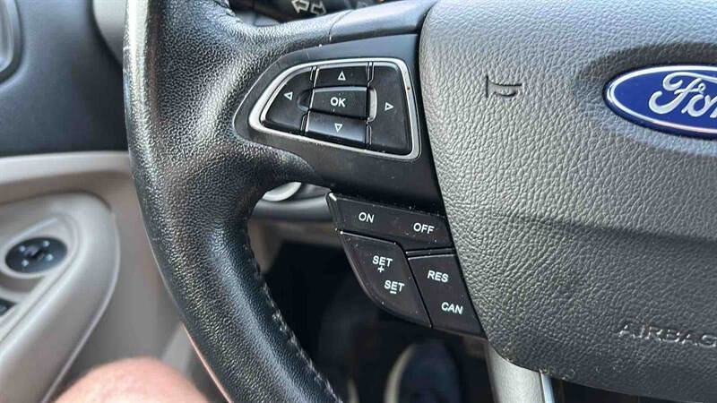 Used 2018 Ford Escape SEL image 25