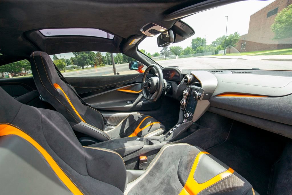 Used 2018 McLaren 720S Performance RWD image 58