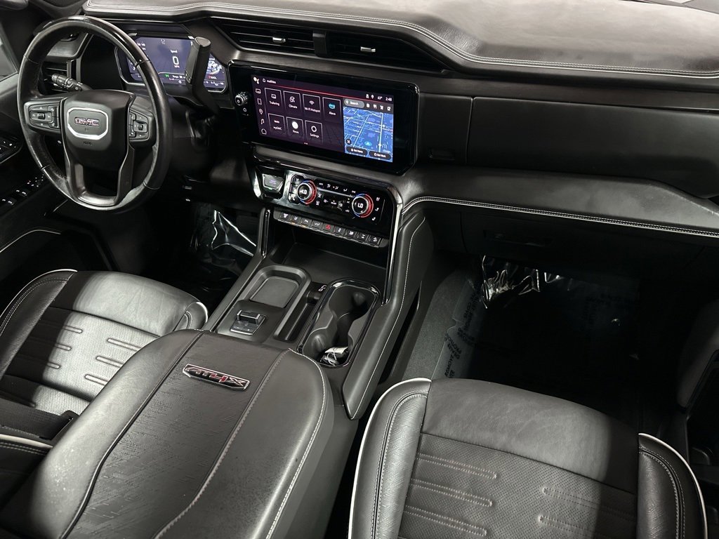 Used 2024 GMC Sierra 2500 AT4X image 12