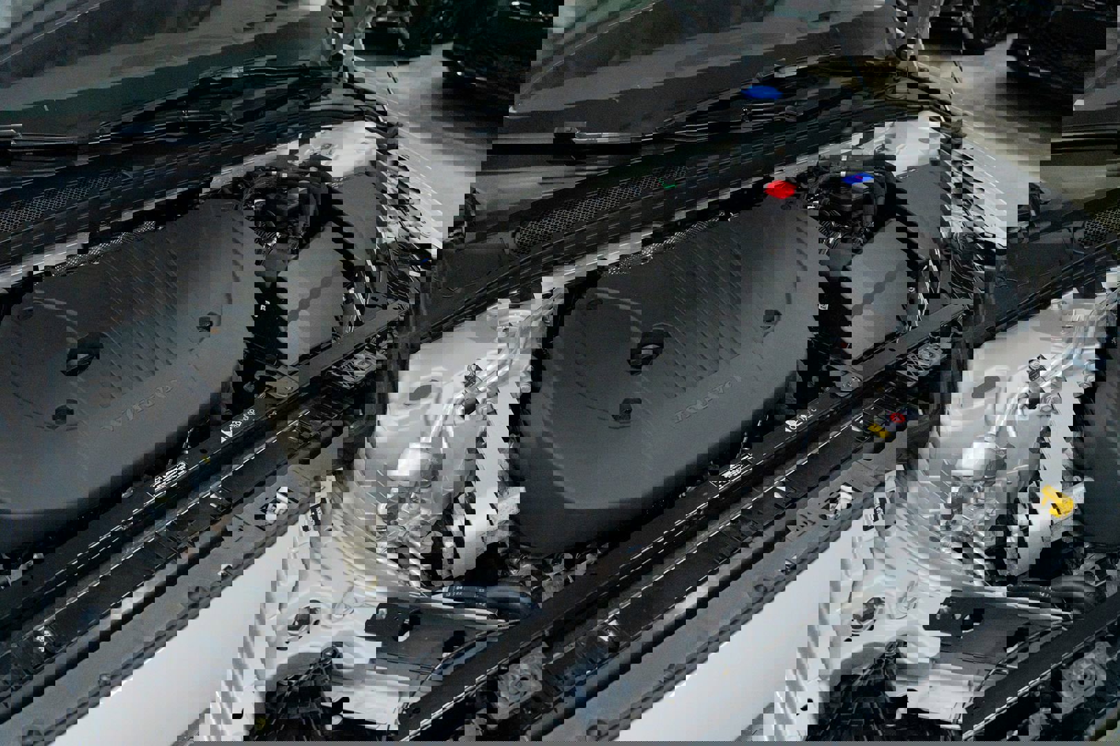 Used 2023 Volvo V60 B5 Cross Country Ultimate w/ Climate Package image 52