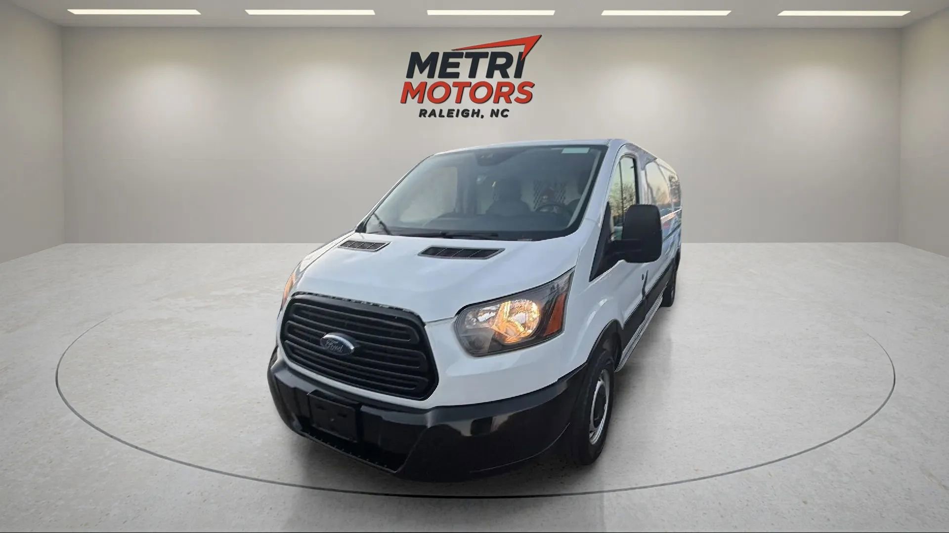 Used 2019 Ford Transit 250 Low Roof w/60/40 Side Door w/L image 7