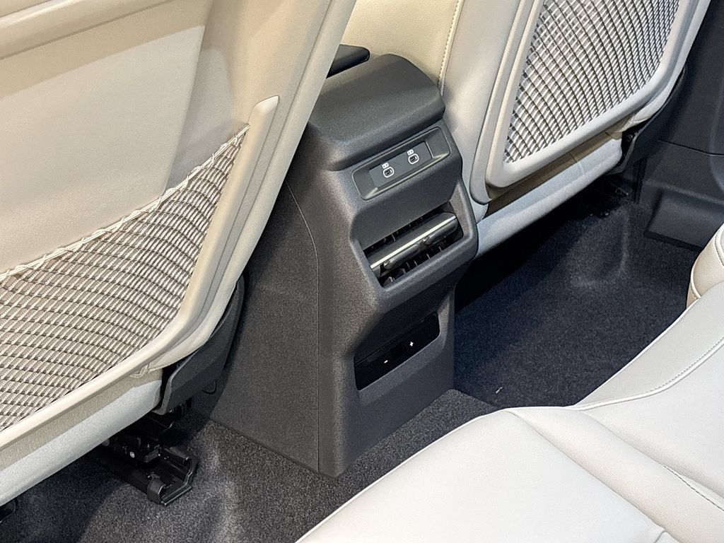 New 2026 Audi Q3 quattro 2.0T AWD/4WD image 14