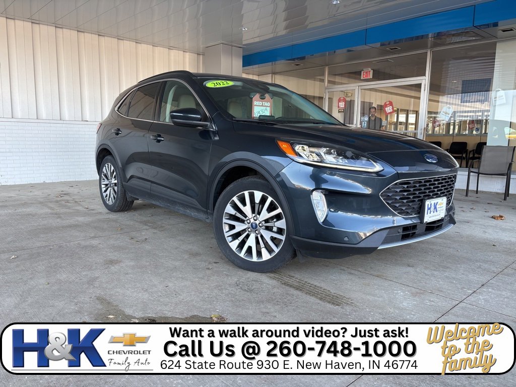 Used 2022 Ford Escape Titanium w/ Class II Trailer Tow Package