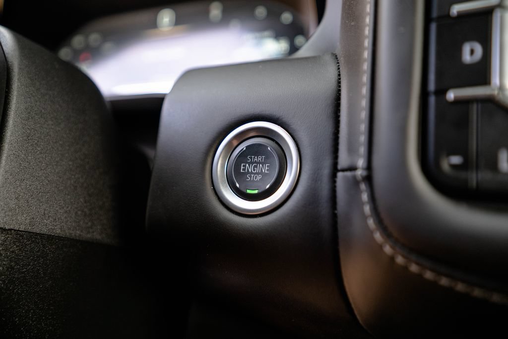 Certified 2024 GMC Yukon XL Denali Ultimate AWD/4WD image 28