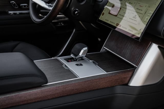 New 2026 Land Rover Range Rover SE AWD/4WD image 27