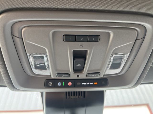 Used 2024 GMC Sierra 1500 Denali w/ Technology Package image 17