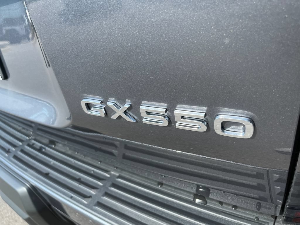 Used 2026 Lexus GX 550 w/ Cold Area Package AWD/4WD image 41