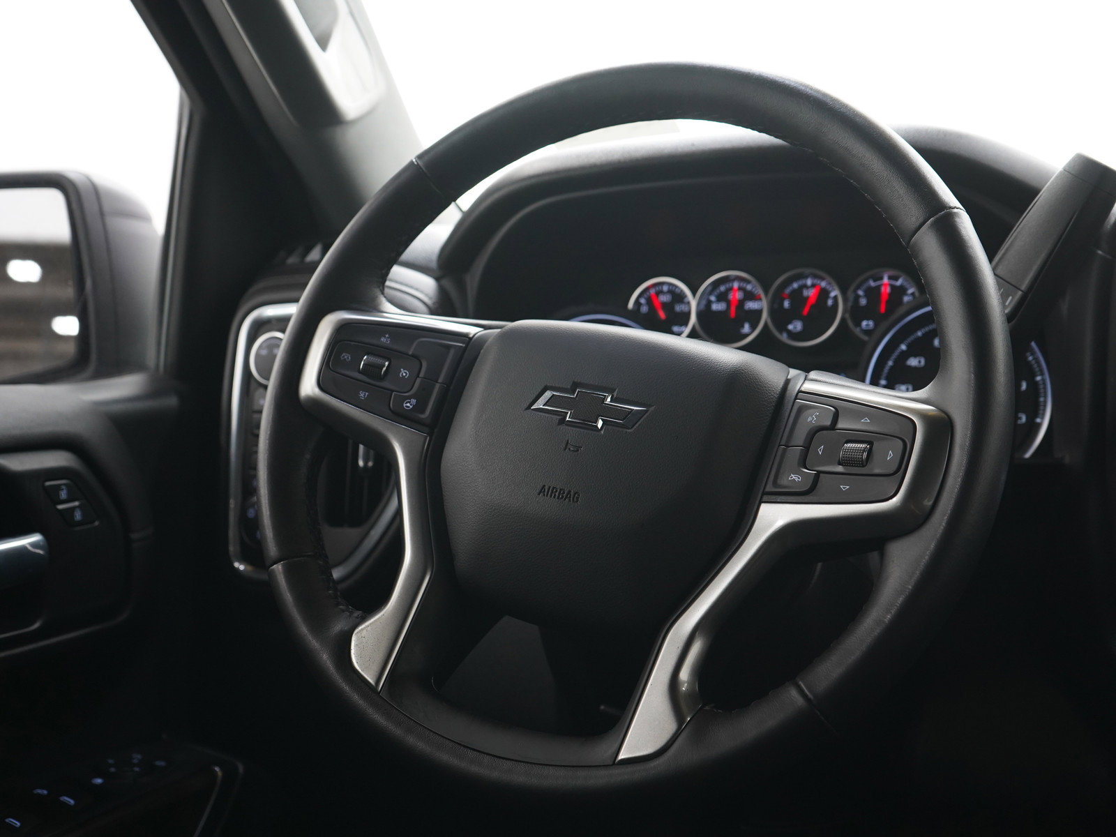 Used 2021 Chevrolet Silverado 1500 RST AWD/4WD image 14