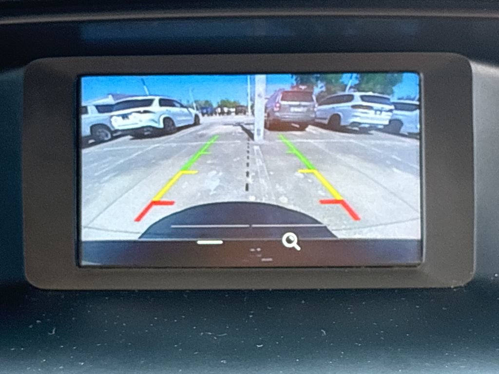 Used 2018 Ford Focus SE FWD image 25