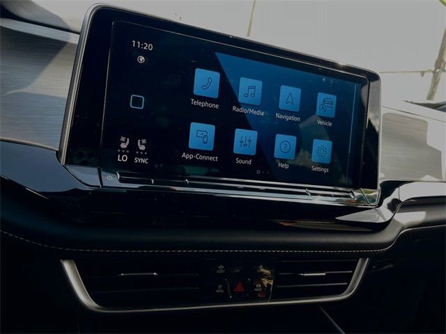 Used 2024 Volkswagen Atlas Cross Sport SE image 16