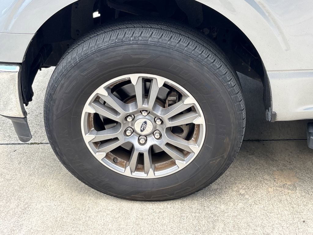 Used 2022 Ford F150 XLT w/ Equipment Group 301A Mid AWD/4WD image 9