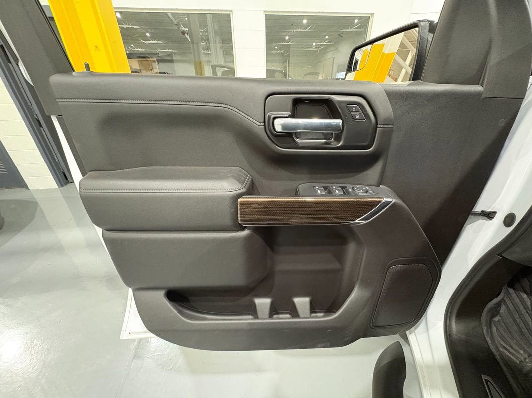 Used 2021 Chevrolet Silverado 1500 LT Trail Boss w/ Bed Protection Package image 29