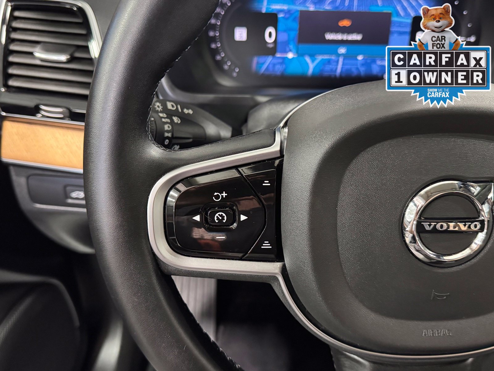 Used 2023 Volvo XC90 T8 Plus AWD/4WD image 21