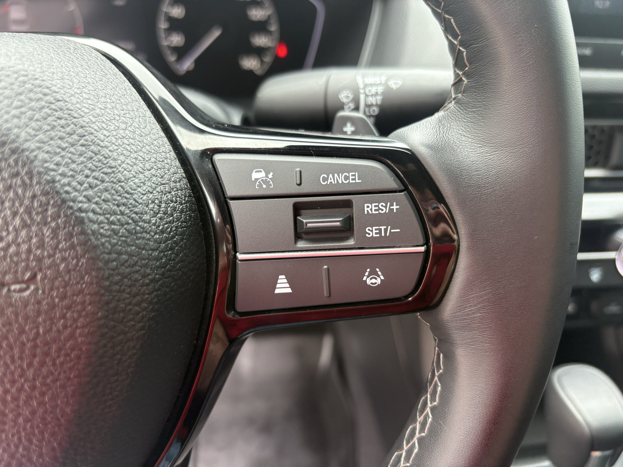 Used 2025 Honda Civic Sport image 15