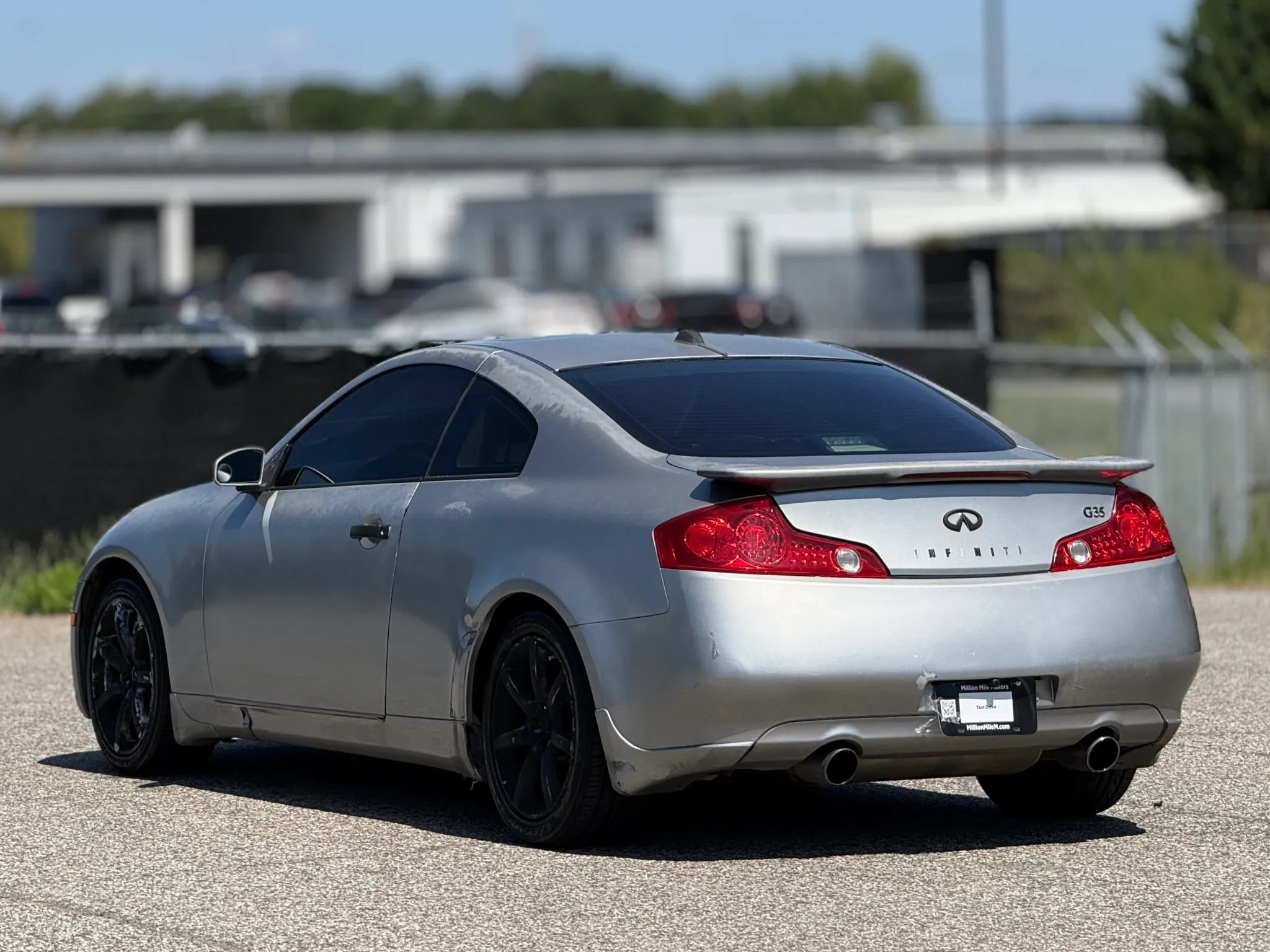 Used 2004 INFINITI G35 Coupe w/ Premium Pkg RWD image 10