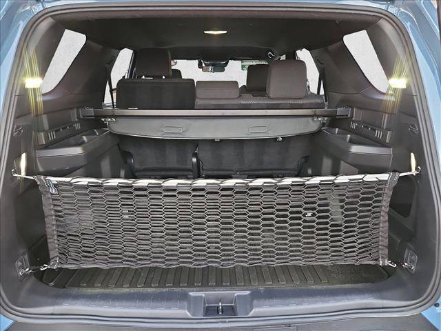 Used 2025 Toyota 4Runner SR5 AWD/4WD image 6