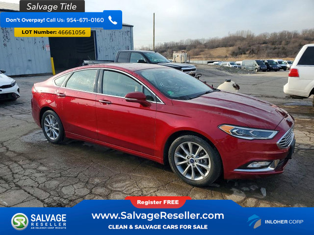Used 2017 Ford Fusion SE w/ Fusion SE Technology Package image 4
