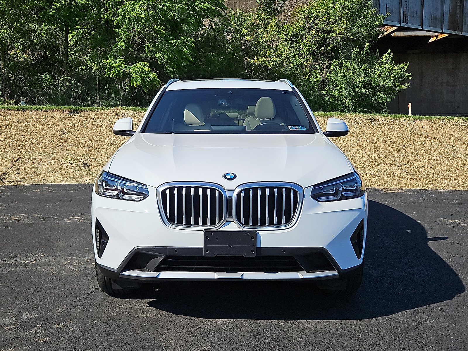 Used 2023 BMW X3 xDrive30i w/ Premium Package w/ZPA AWD/4WD image 2