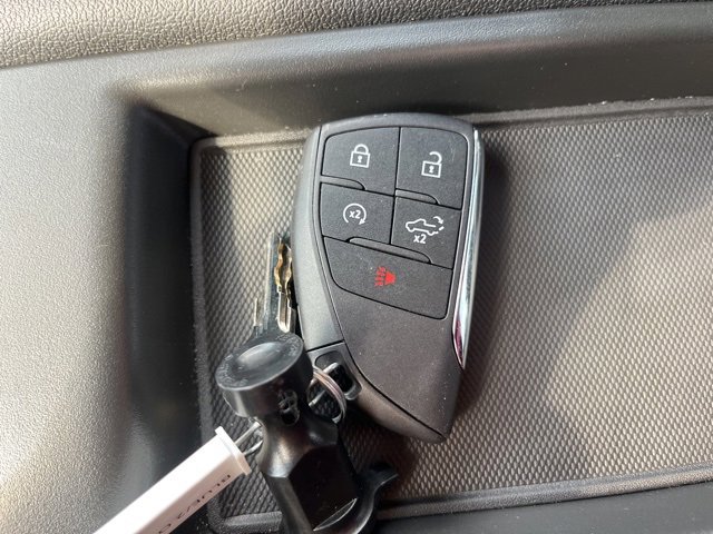 Used 2025 Chevrolet Silverado 1500 LT image 64