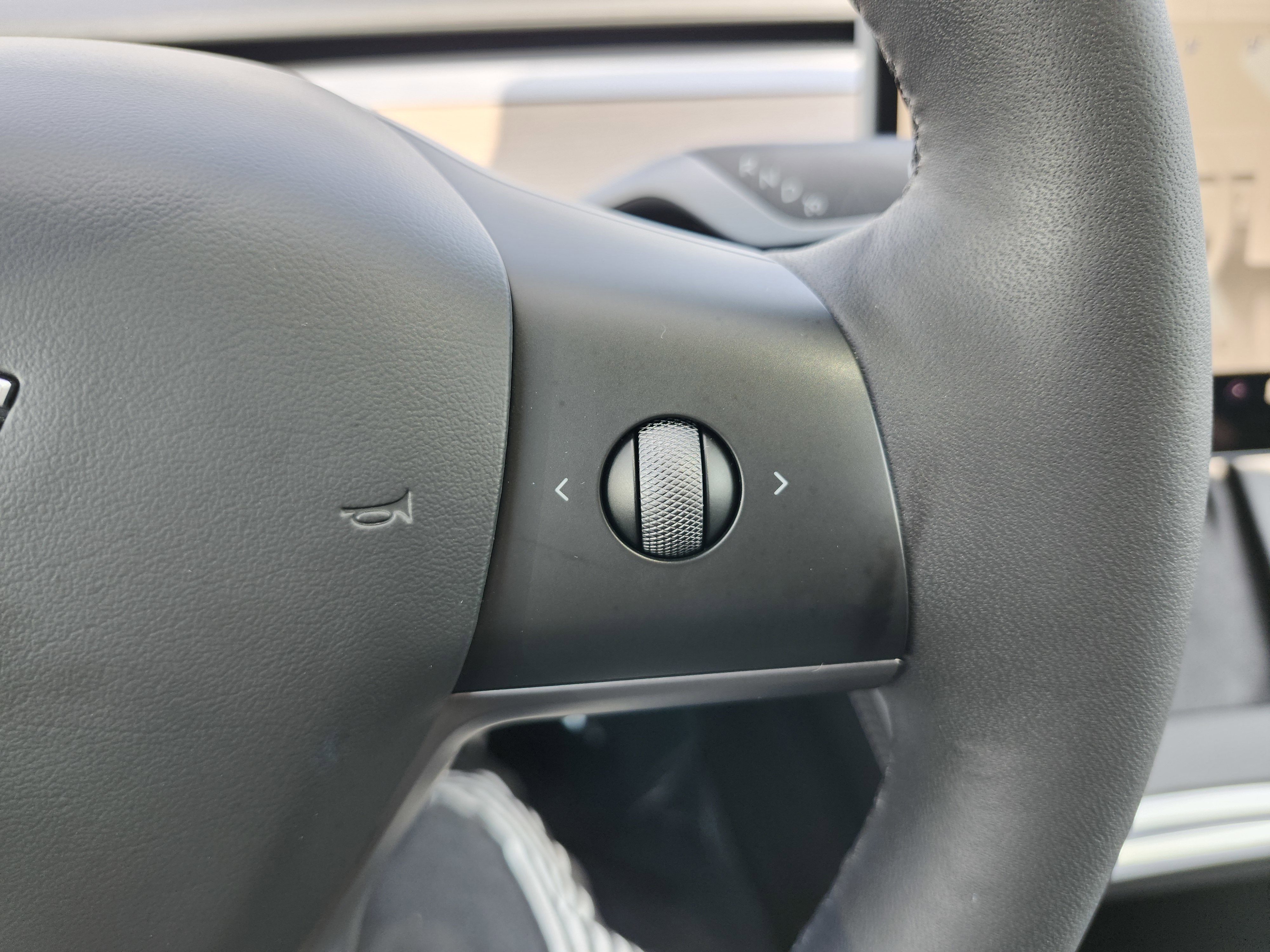 Used 2023 Tesla Model 3 Standard Range image 36