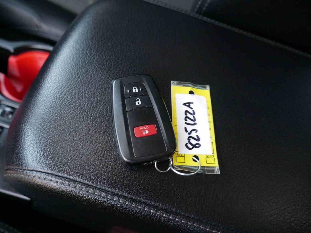 Used 2022 Toyota 4Runner SR5 Premium image 37