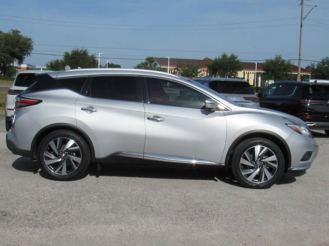 Used 2016 Nissan Murano Platinum w/ Platinum Technology Package FWD image 2
