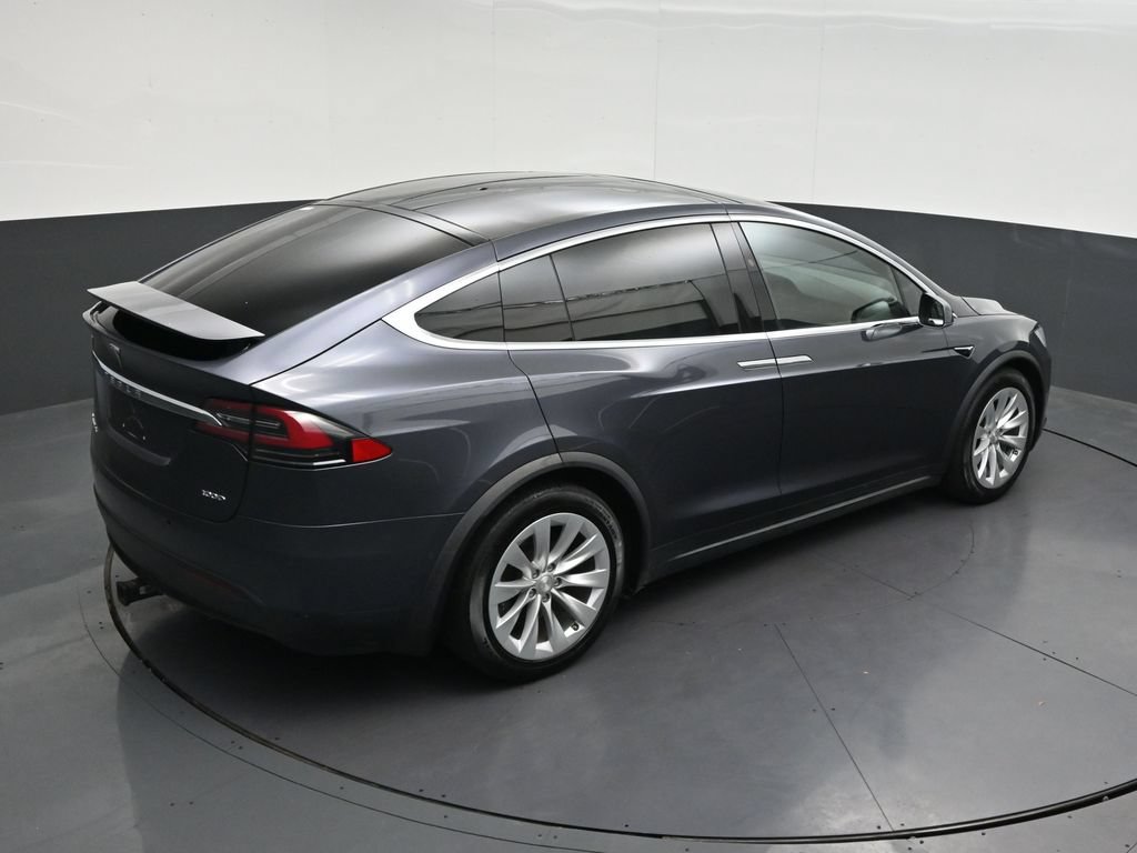 Used 2019 Tesla Model X AWD/4WD image 17