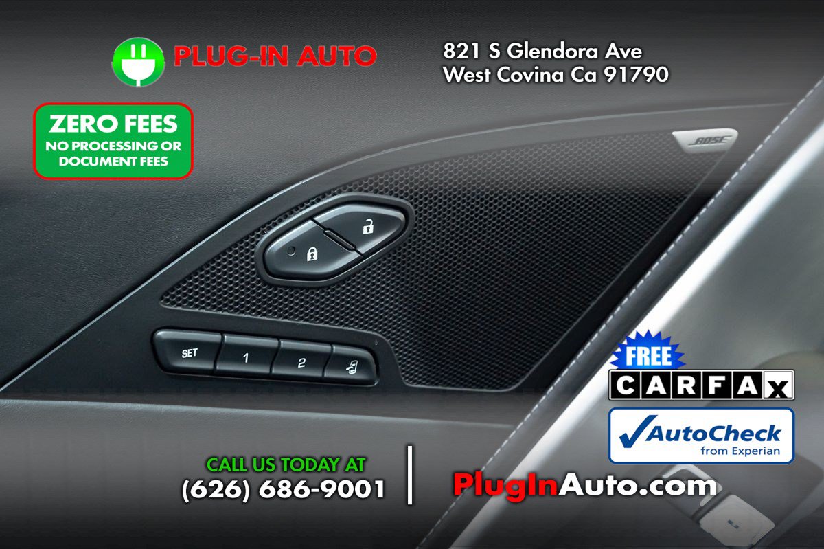 Used 2014 Chevrolet Corvette Stingray Coupe w/ 3LT Preferred Equipment Group RWD image 22