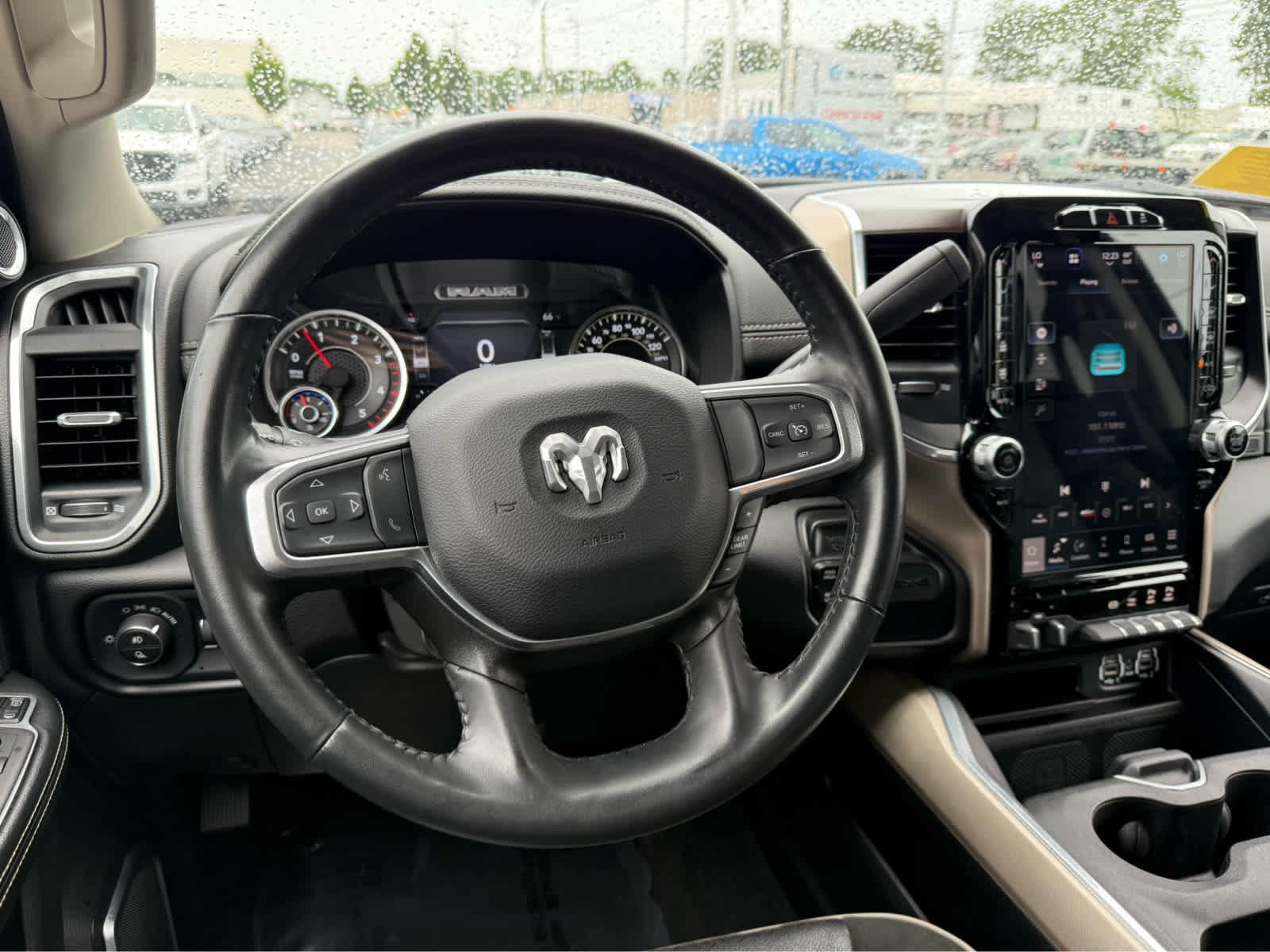 Used 2023 RAM 3500 Laramie AWD/4WD image 16