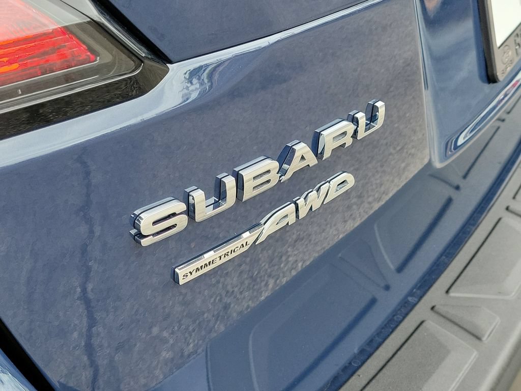 Certified 2025 Subaru Outback Touring w/ Popular Package #2 AWD/4WD image 5