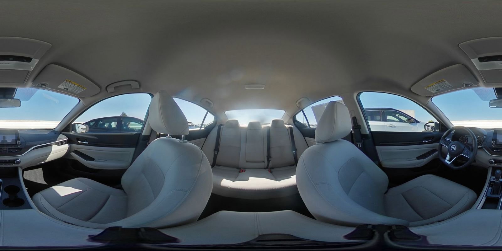 Used 2025 Nissan Altima 2.5 SV FWD image 42