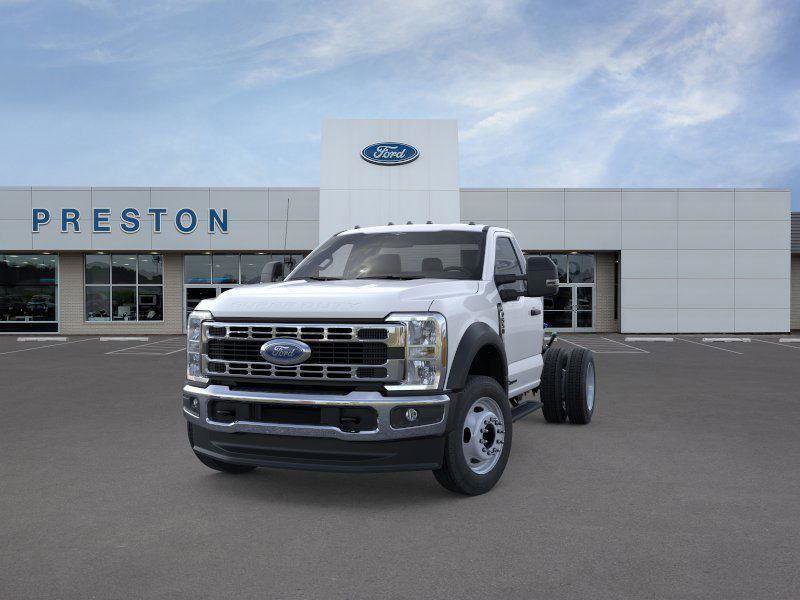 New 2025 Ford F550 4x4 Regular Cab Super Duty image 1